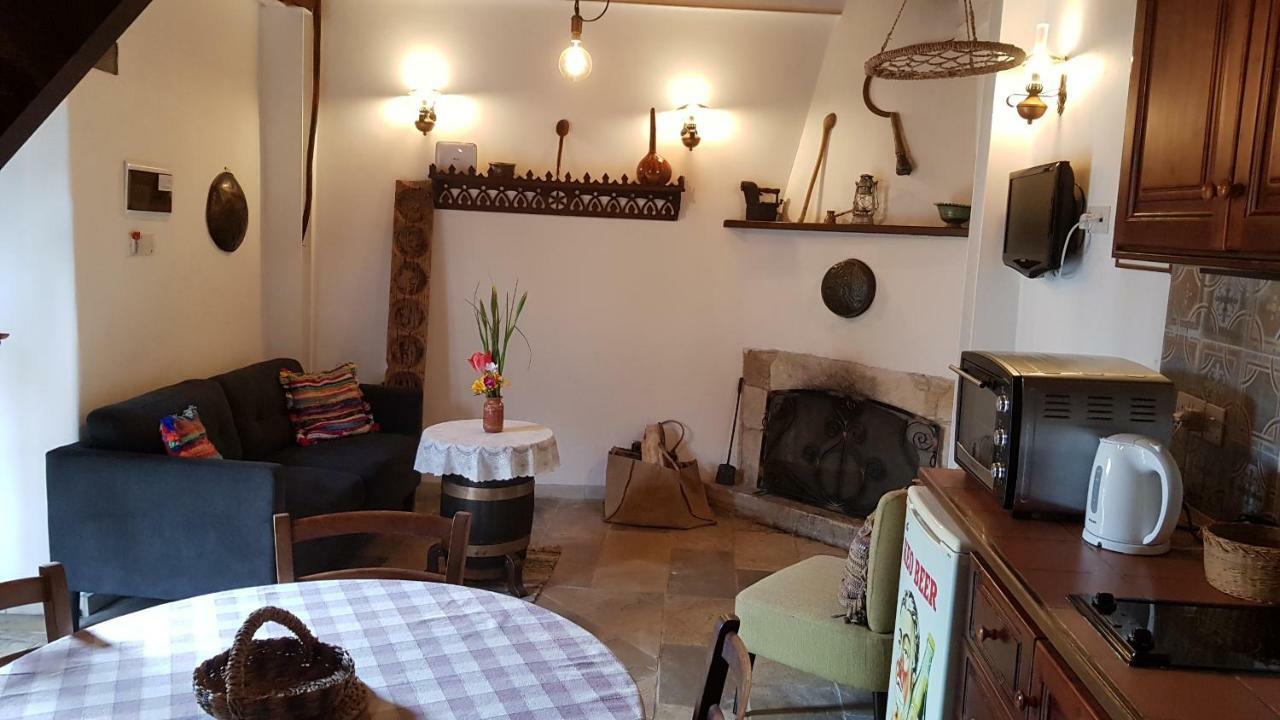 Michalis Anoyia Traditional Stonehouse Kathikas Exteriér fotografie