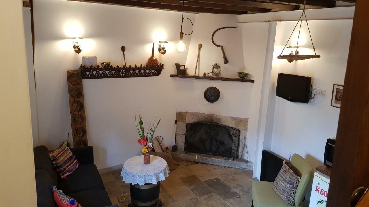 Michalis Anoyia Traditional Stonehouse Kathikas Exteriér fotografie